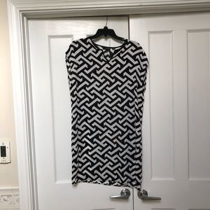 The limited dress size s